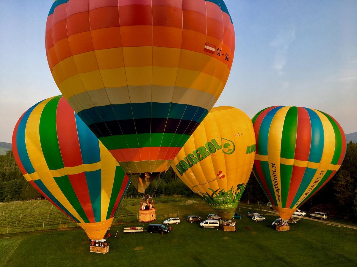 فندق Apfelwirt ستوبيبرغ المظهر الخارجي الصورة